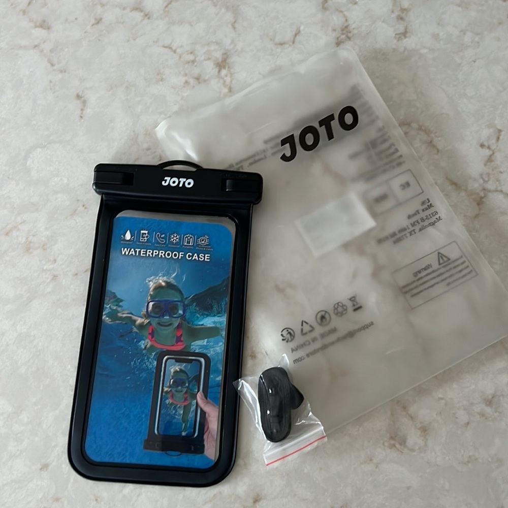 Waterproof phone case
